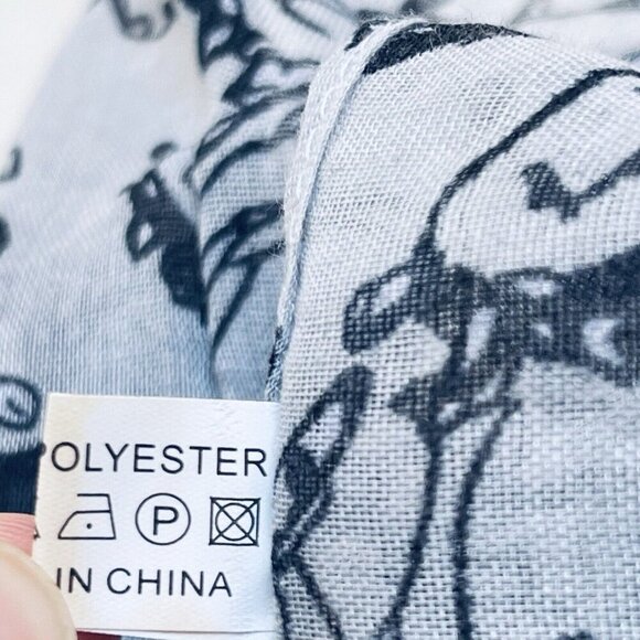 Running Horse Print Aquestrian Infiniti Scarf Gray Black Lightweight Accessory - Picture 4 of 7